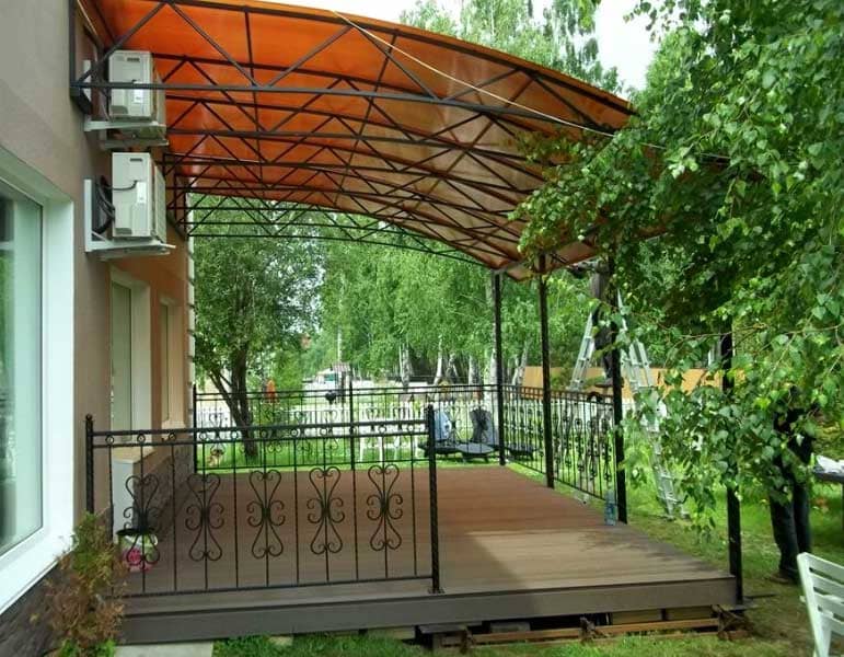 Лестницы с площадкой